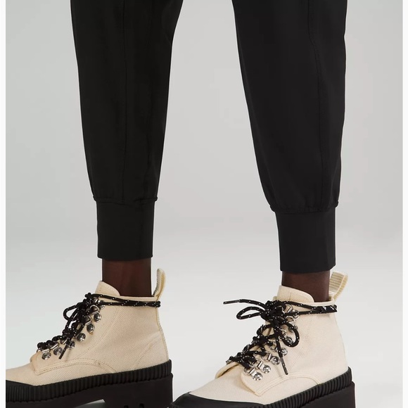 Lululemon align jogger high rise size 2 - Picture 2 of 6